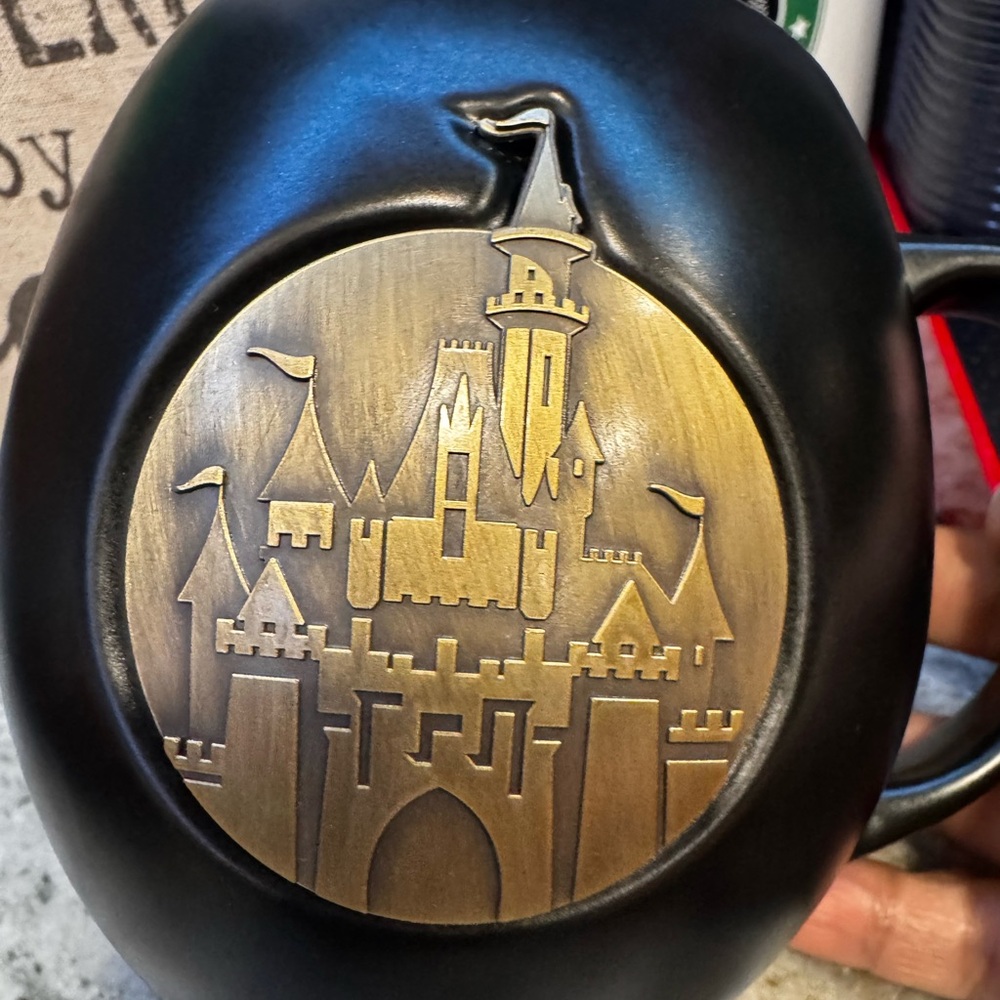 Disney Ceramic Mug Sleeping Beauty Castle - Picture 7 of 7